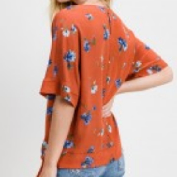Rust floral side tie blouse - Picture 4 of 5